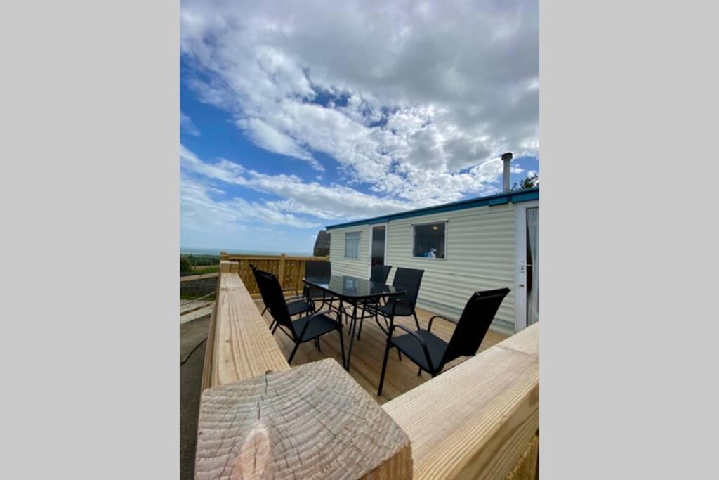 Villa Snowdon Bay - North Wales - Stunning Llyn Peninsula Mountain & Ocean Views - Wilde Retreats Pwllheli Exterior foto